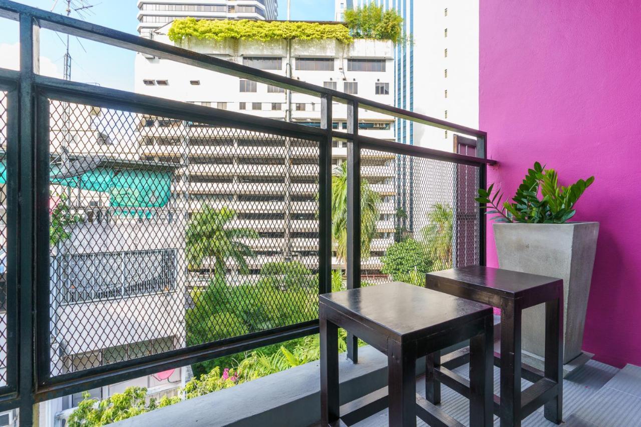 Cheqinn Hostel - Sukhumvit 4 Nana Plaza Bangkok Esterno foto